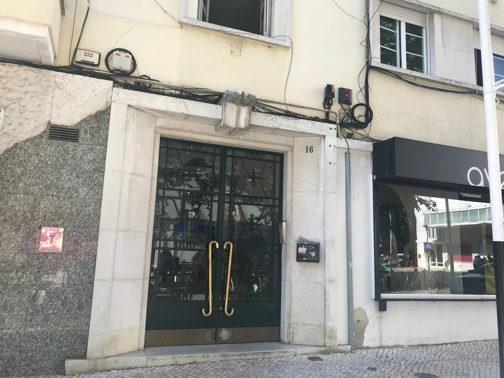 Good Time Airport In Lisbon Hotel Ngoại thất bức ảnh